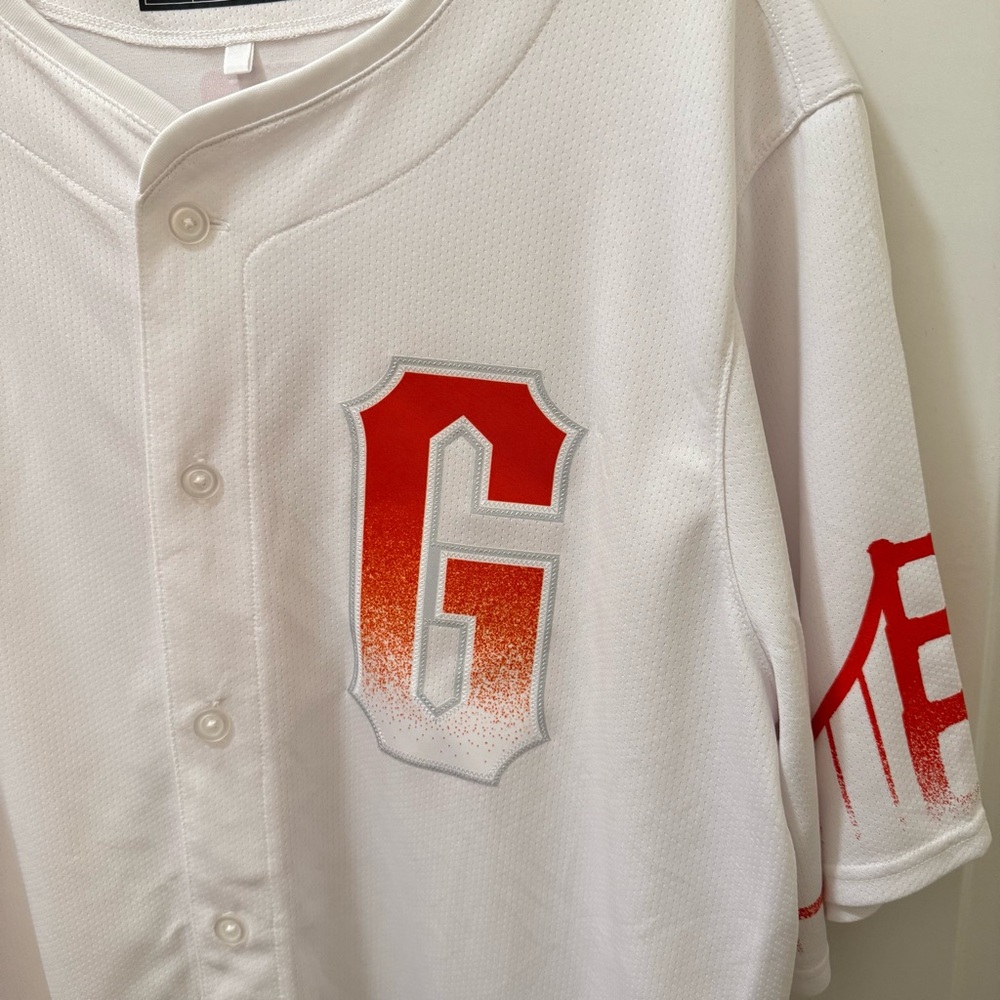 Nike White and Orange City Connect SF Giants Baseball Jersey - Picture 3 of 6